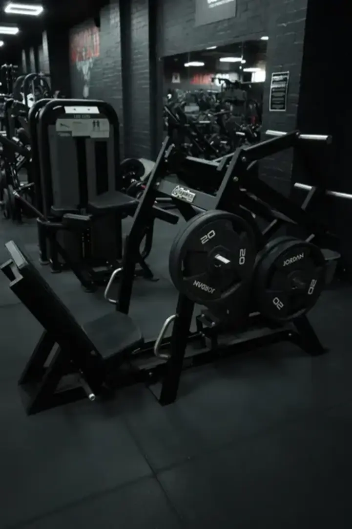 Gymleco Hip Press at Boxcross UK Wisbech